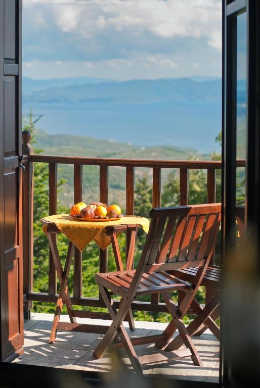 Iliovolo Guesthouse Mileai Bilik gambar