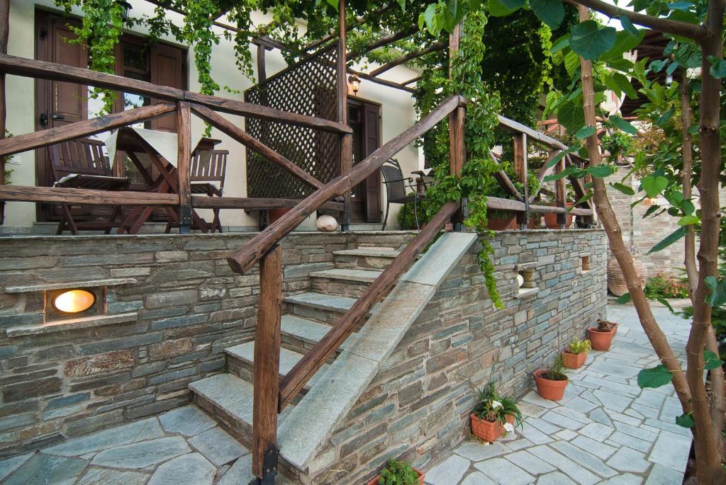 Iliovolo Guesthouse Mileai Bilik gambar